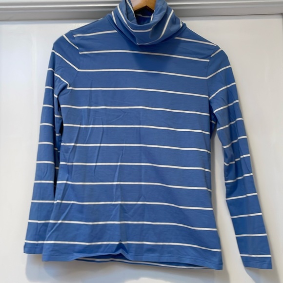 Talbots Tops - Talbots turtleneck T!